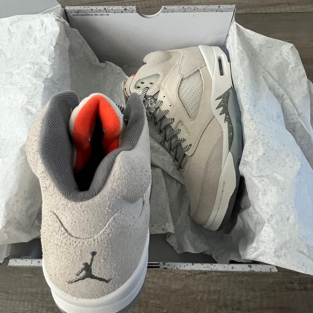 Nike Air Jordan 5
Retro SE Craft
NEW - In Box
Never Worn - Picture 5 of 5